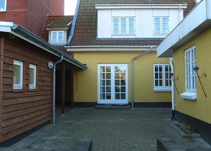 בית נופש Frodesgade 159 *